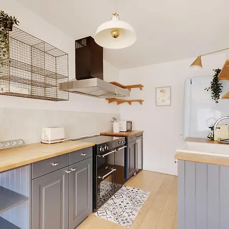Apartamento Spacious Parisian - 2br 4p - Republique París